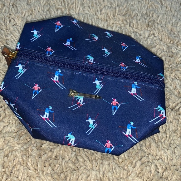 Stella & Dot Handbags - NWOT Stella & Dot toiletry bag